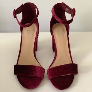 plum block heels